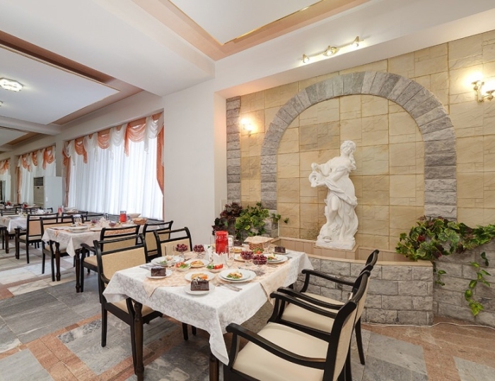 Обеденный зал - Санаторий «им. 30-летия Победы»